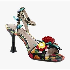 B65 Betsey Johnson Leyton Kitten Heel Sandals 6 3D Floral Strappy Summer Party